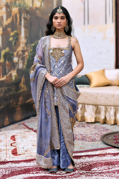 Maitri Suit
