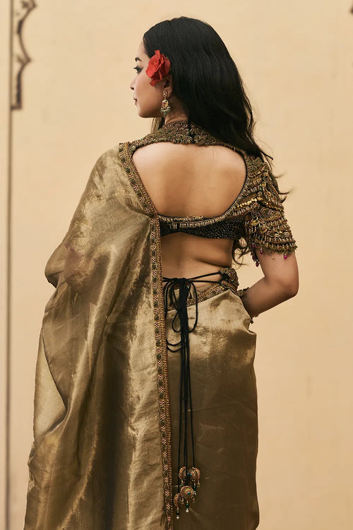 Krishnavarna Jadaau Saree Set