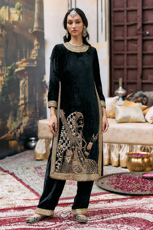 Maharani Suit