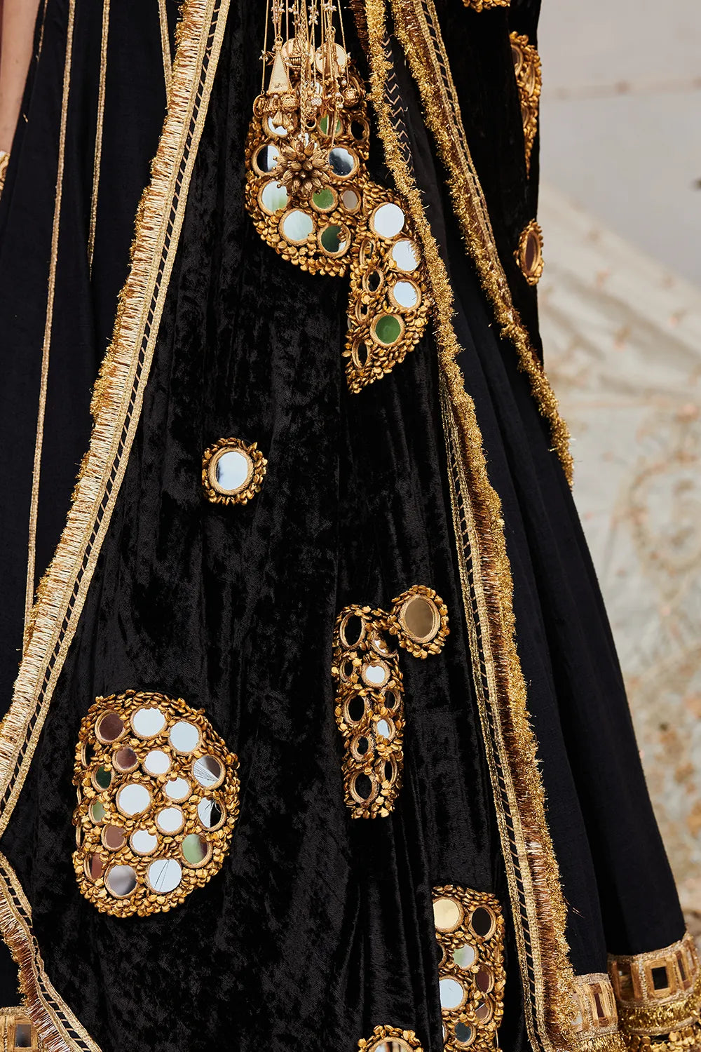 Sheesh Shyama Lehenga Set