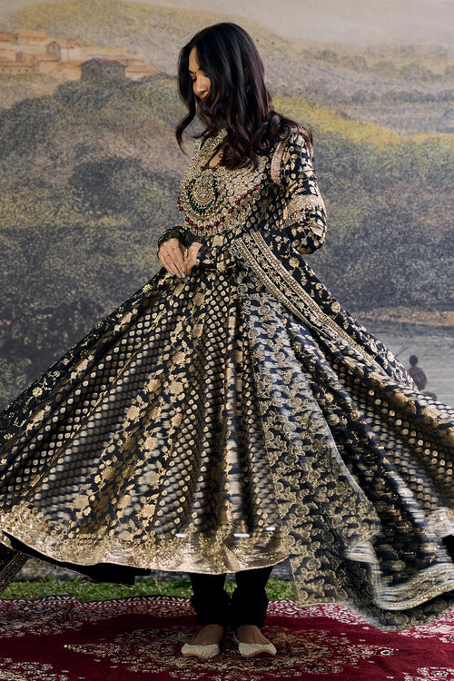 Nishangini Anarkali Set