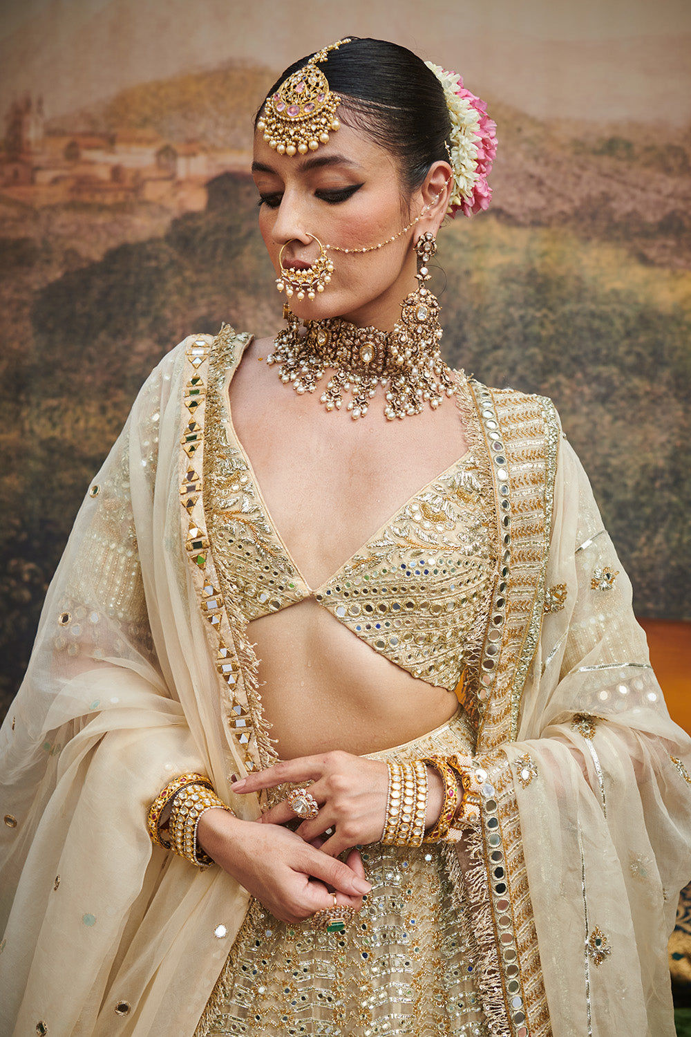 Shvet Afsana Lehenga Set