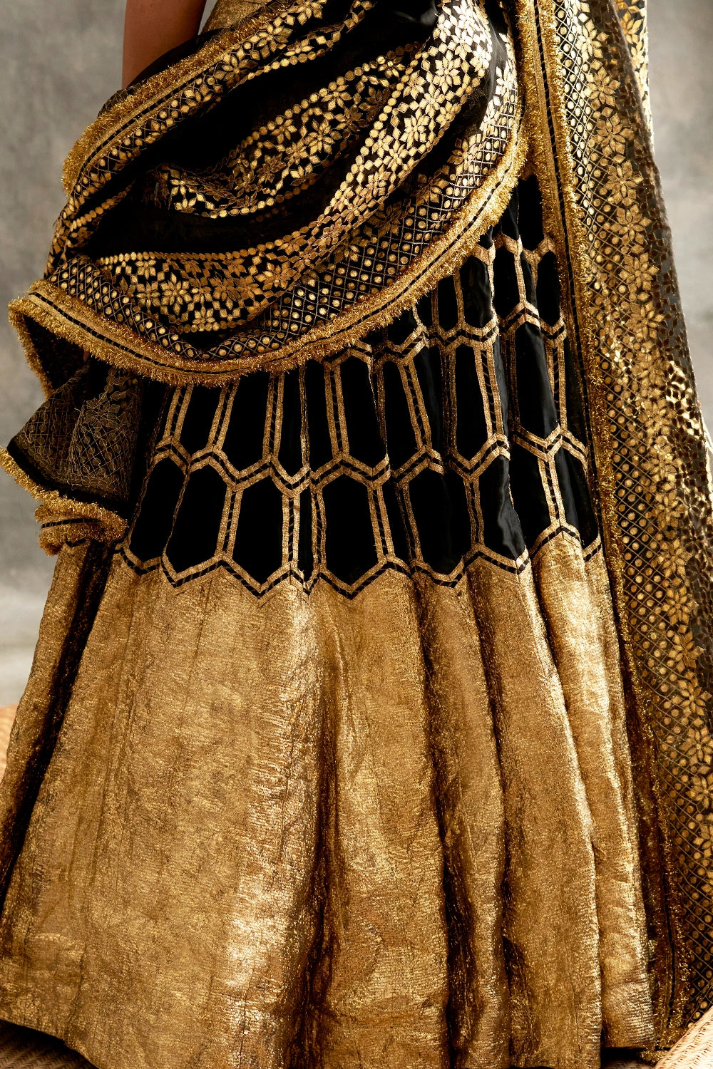 Hara Meena Kumari Kalidaar Lehenga Set