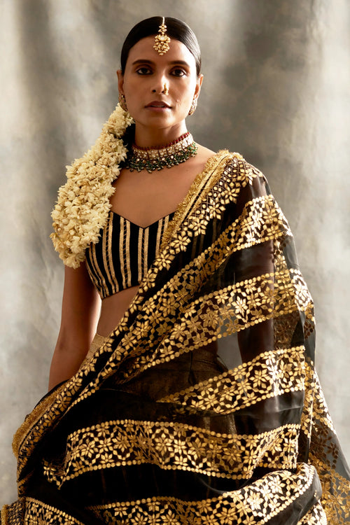 Hara Meena Kumari Kalidaar Lehenga Set