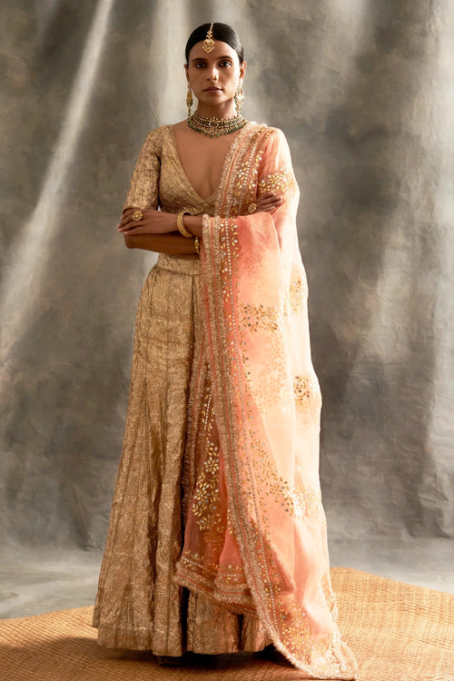 Dastoor Lehenga Set