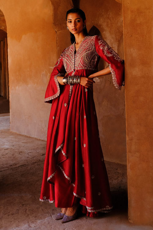Red Drape Set