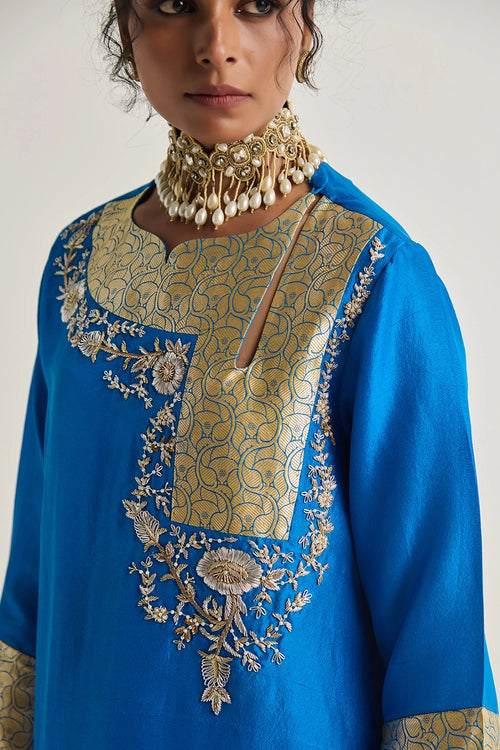 Jannat Neelambari Kurta Set