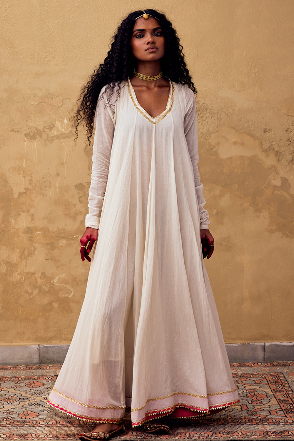 Gehna Off White Maxi Dress