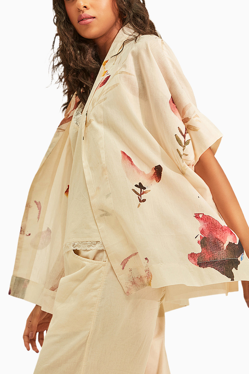 Blossom Off White Cape