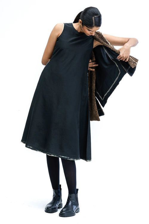 Black-Beige Solid Dress