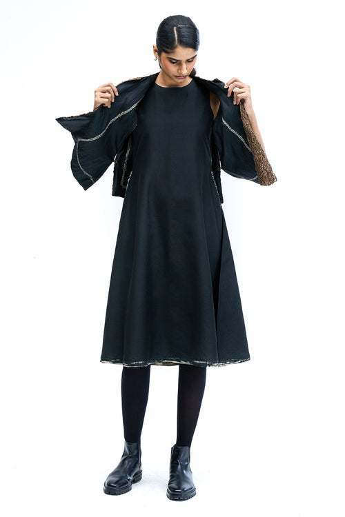 Black-Beige Solid Dress