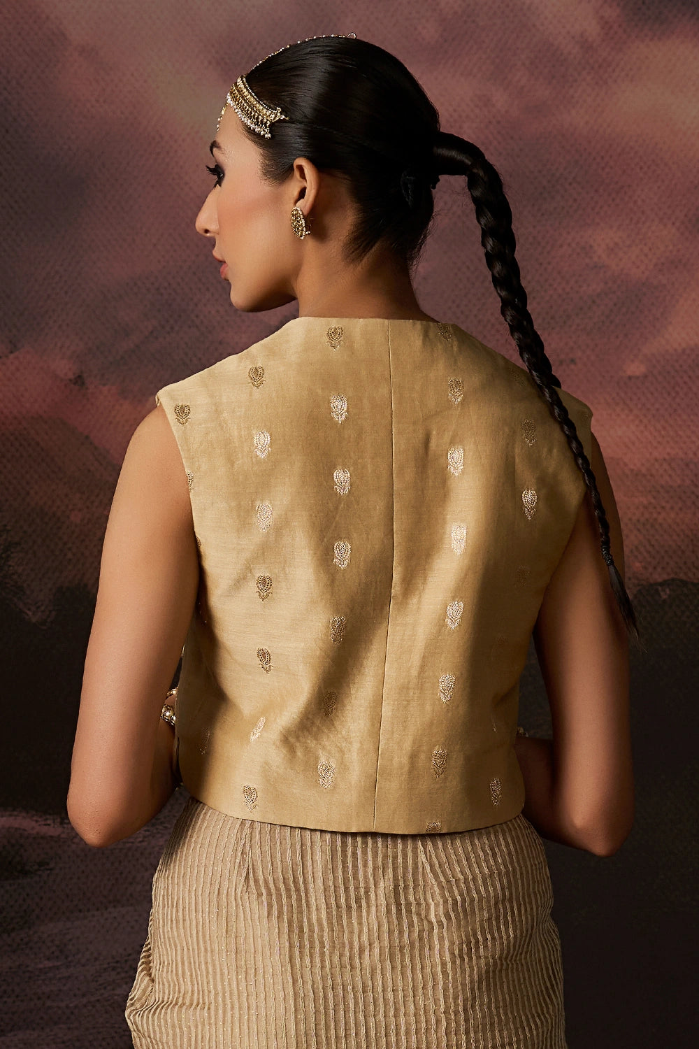 Malik Gold Vest