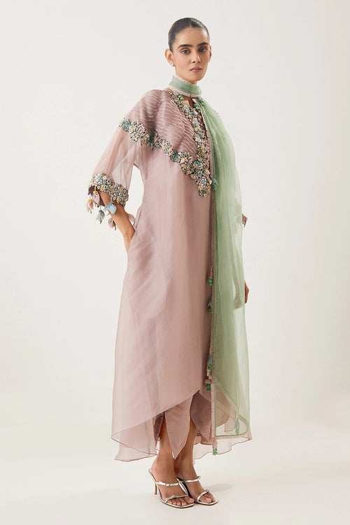 Pintucks Powder Pink Kurta Set