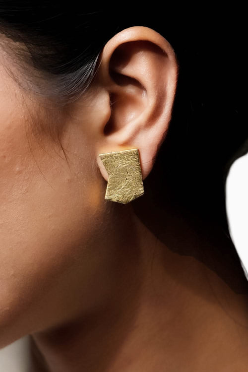 Urritica Golden Earrings