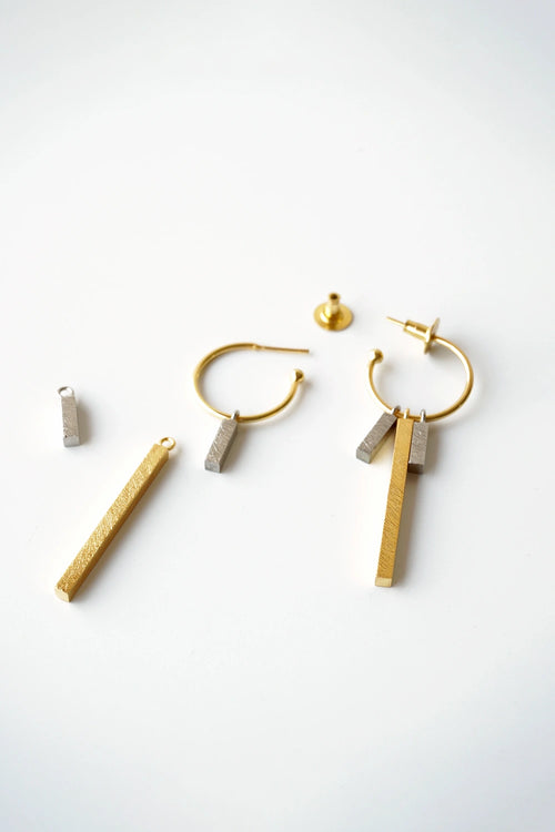 Oura Dash Golden Large Earrings