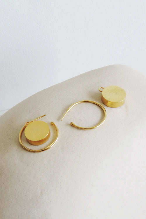 Oura Moon Golden Earrings