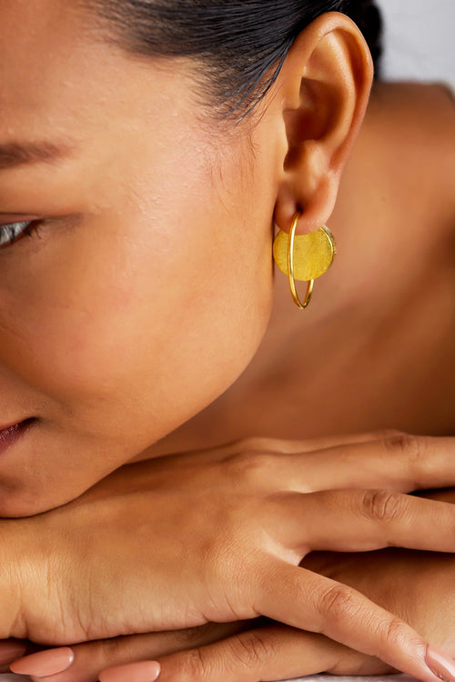 Oura Moon Golden Earrings