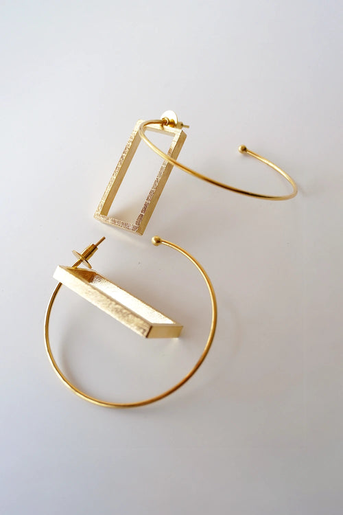 Oura Rectangle Golden Earrings
