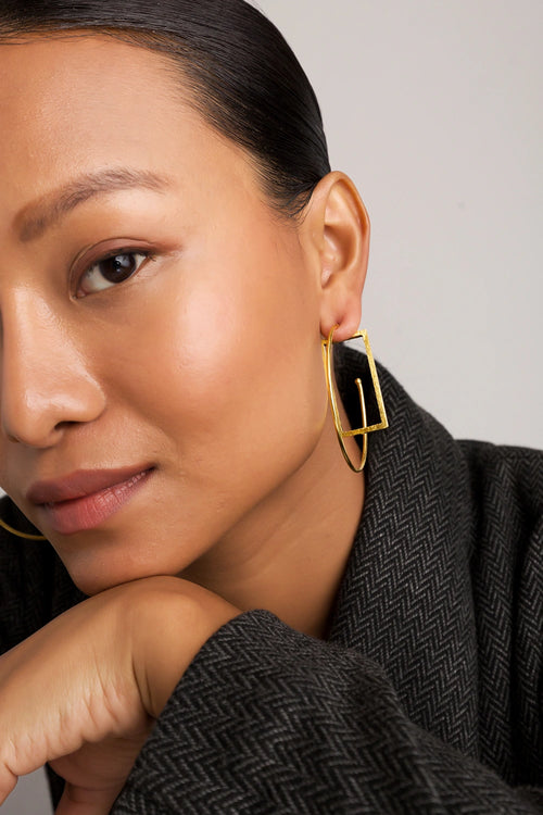 Oura Rectangle Golden Earrings