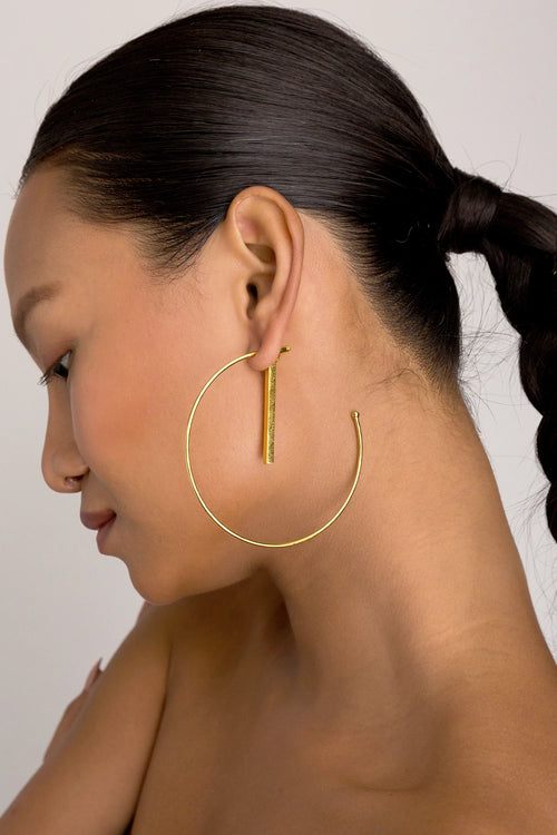Oura Dash Golden Earrings