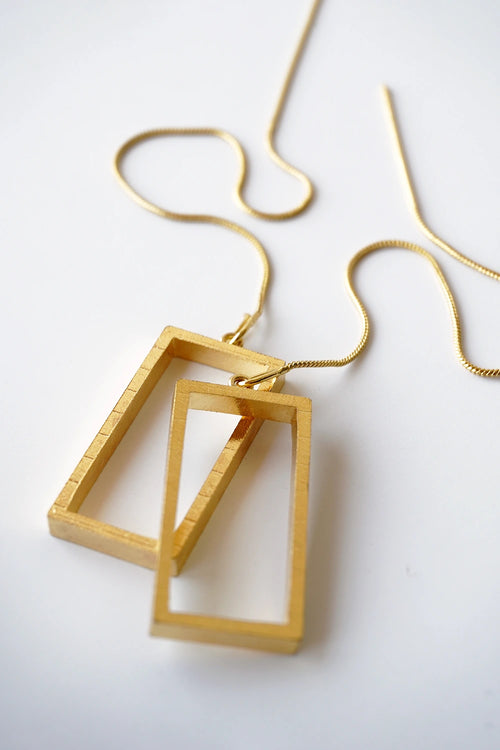 Vela Rectangle Golden Earrings
