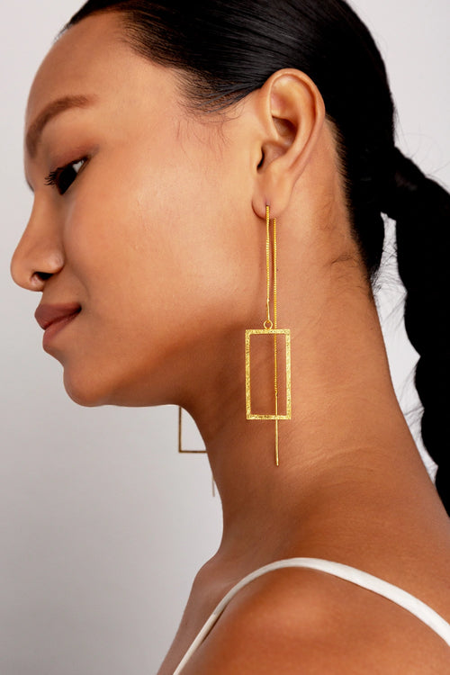 Vela Rectangle Golden Earrings