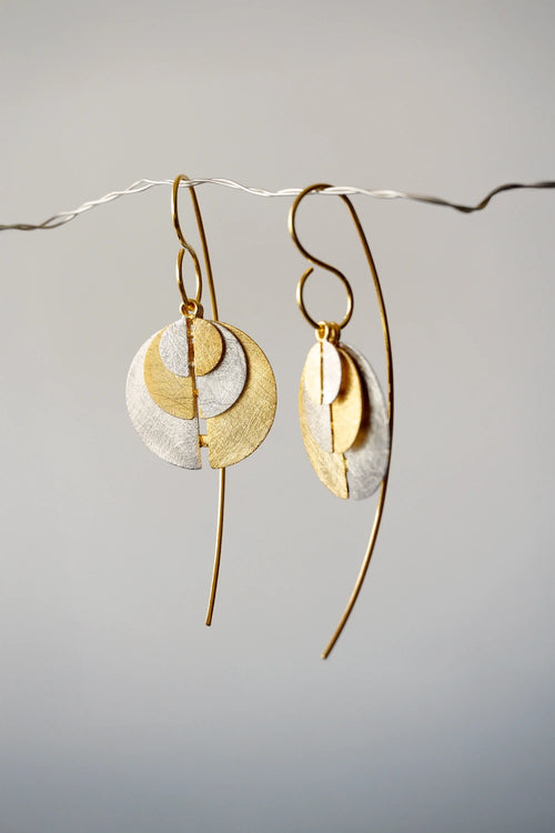Arce Yin Yang Golden Earrings