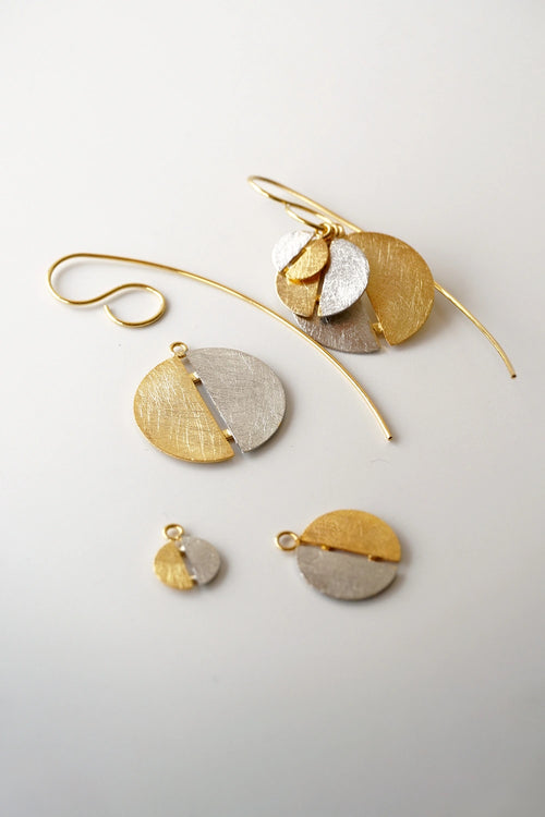 Arce Yin Yang Golden Earrings