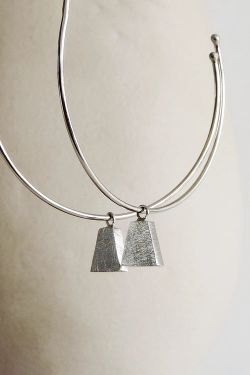 Oura Pyramid Silver Large Earrings