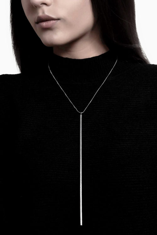 Minus Silver Neckpeice