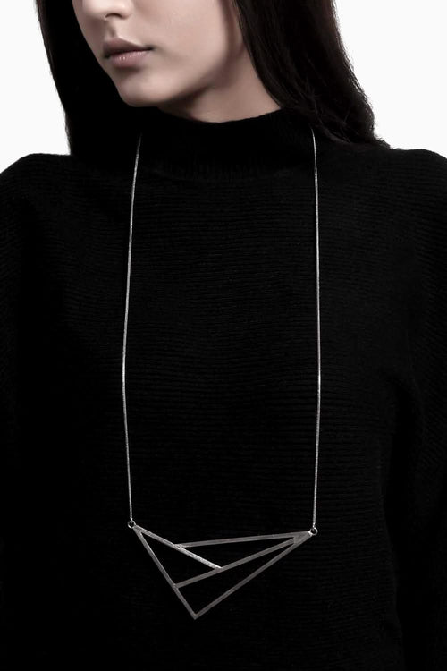 Line Art Silver Neckpeice