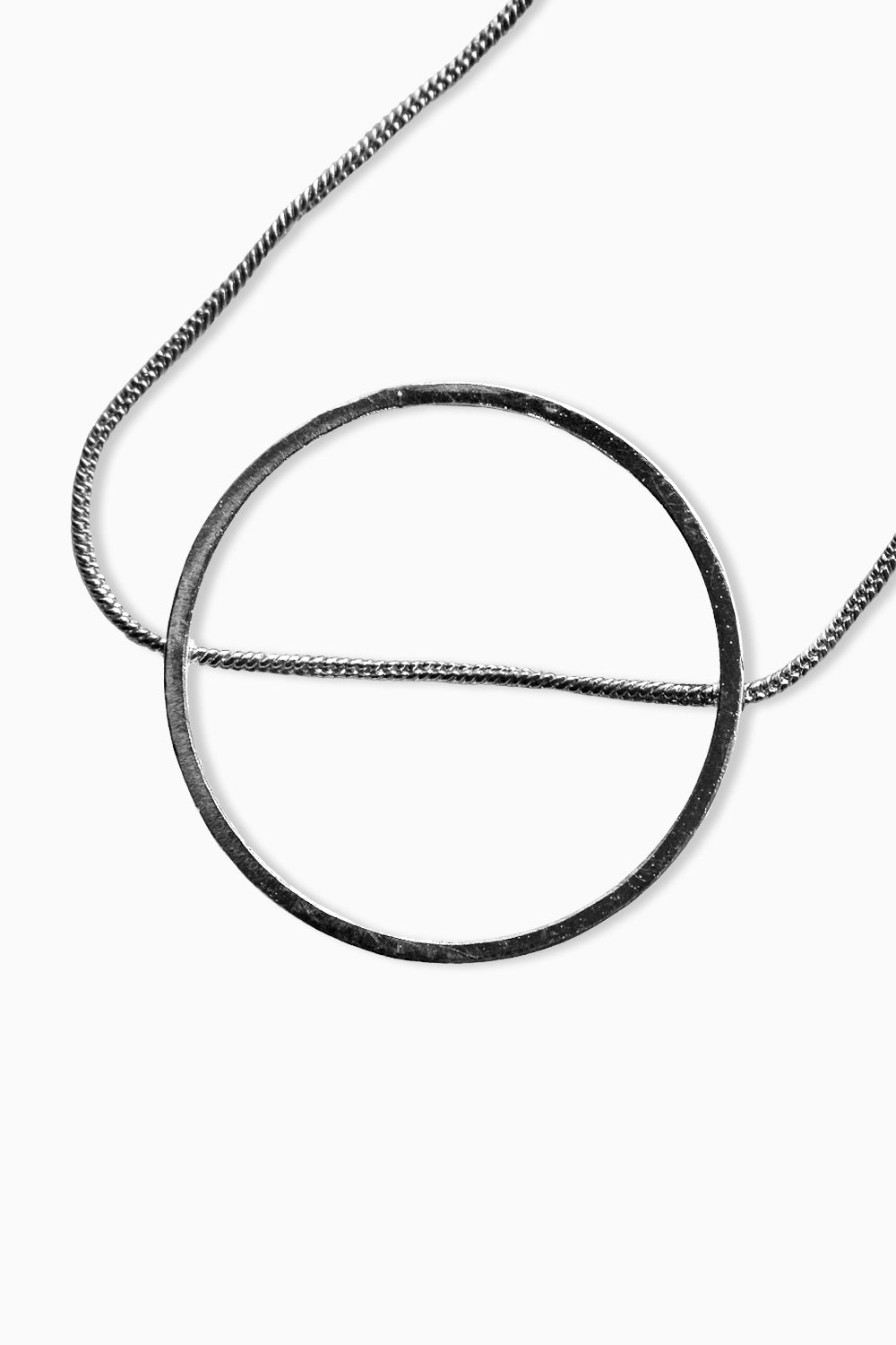 Slit A Circle Silver Neckpeice