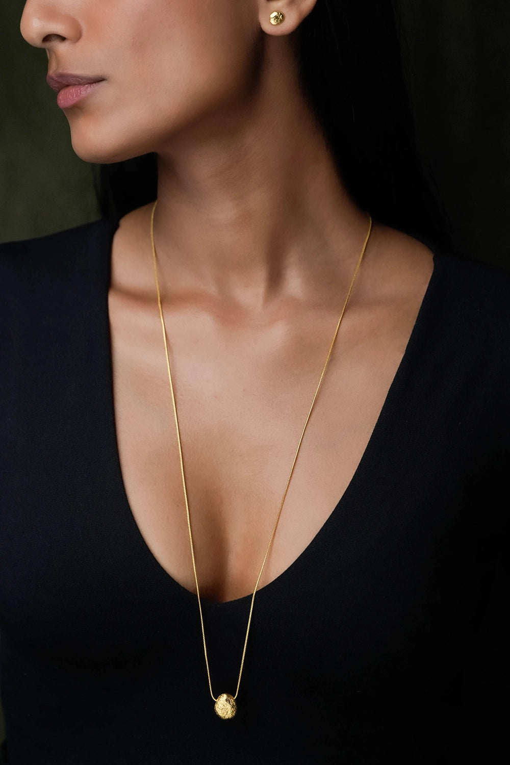 Emi Large Golden Neckpiece