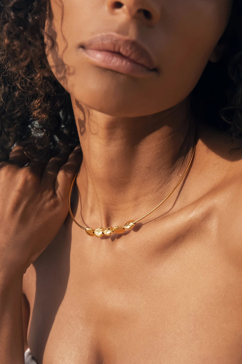 Thio Golden Neckpiece