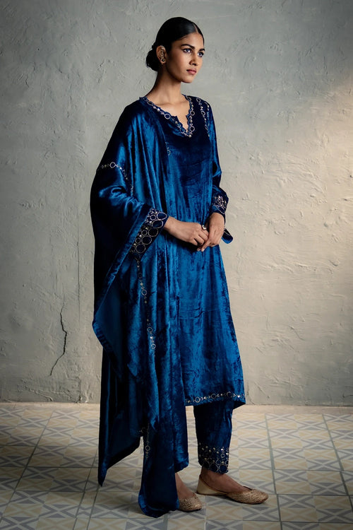 Phiran Style Velvet Blue Kurta Set