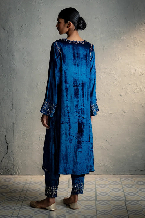 Phiran Style Velvet Blue Kurta Set