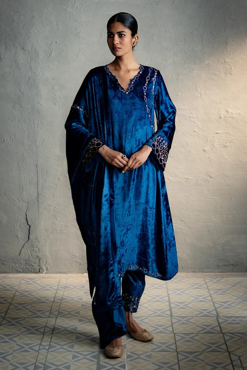 Phiran Style Velvet Blue Kurta Set