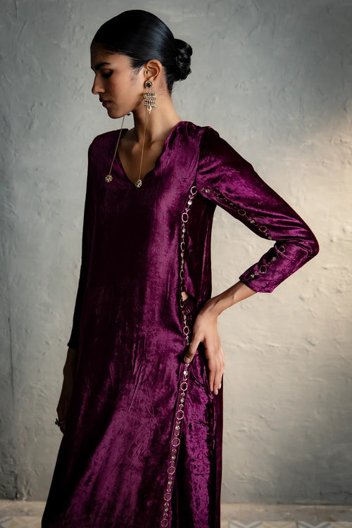 Maaya Velvet Pink Kurta Set