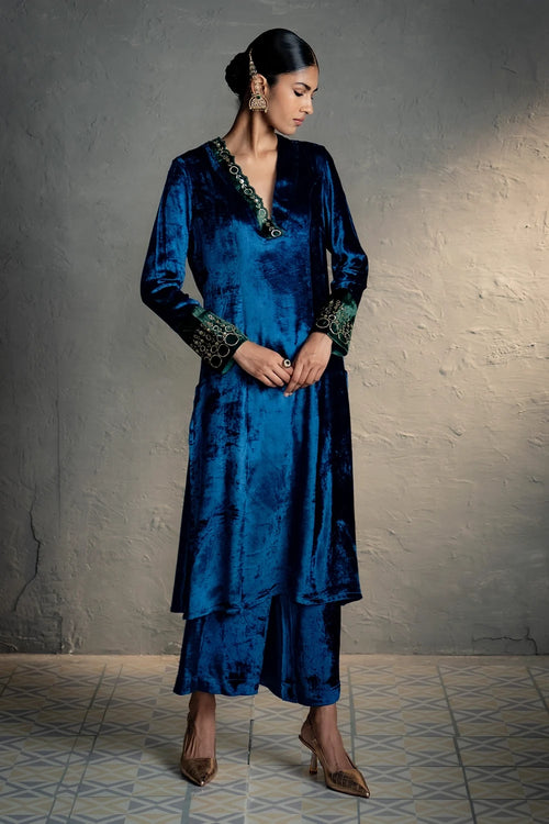 Maaya V Neck Blue Kurta Set