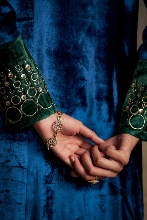 Maaya V Neck Blue Kurta Set