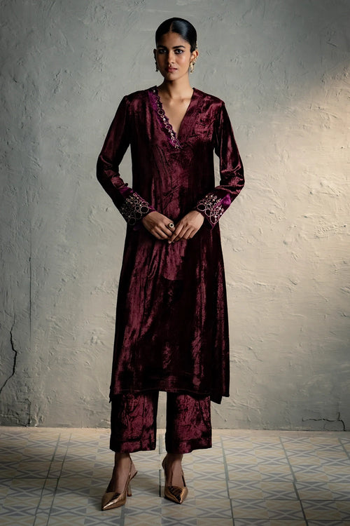 Maaya V Neck Brown Kurta Set