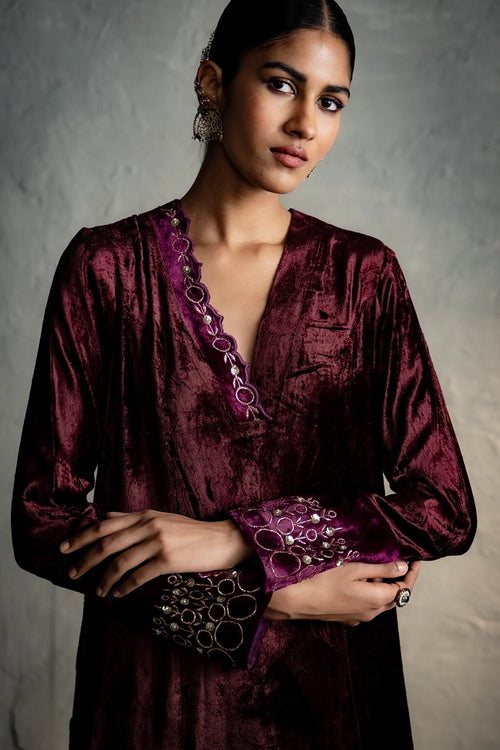 Maaya V Neck Brown Kurta Set