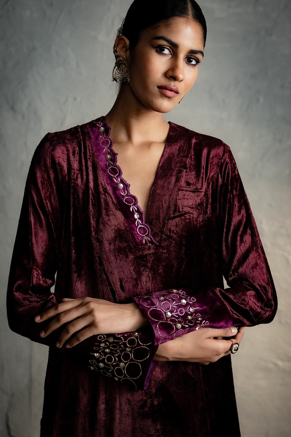 Maaya V Neck Brown Kurta Set