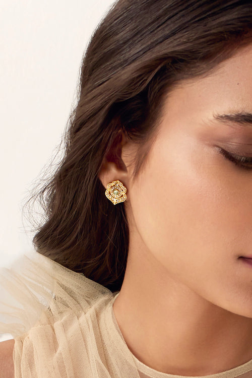 Mehr Dainty Studs