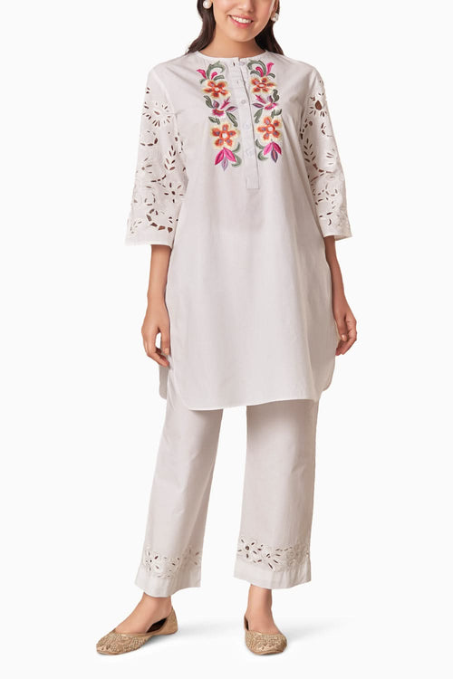 Navya White Kurta Set
