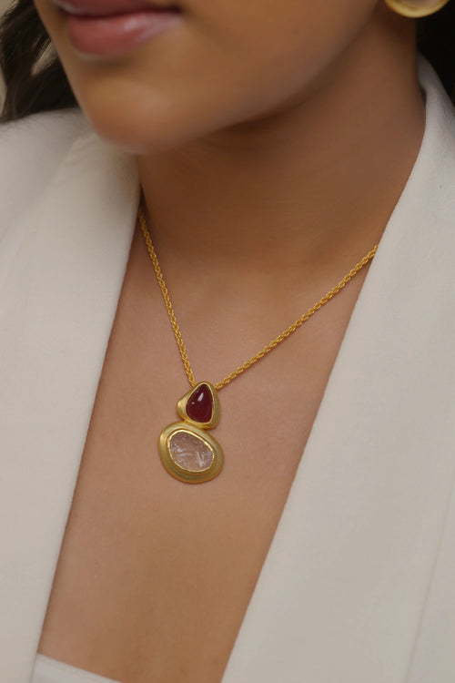 Blushing Poise Pendant Necklace with Pearls