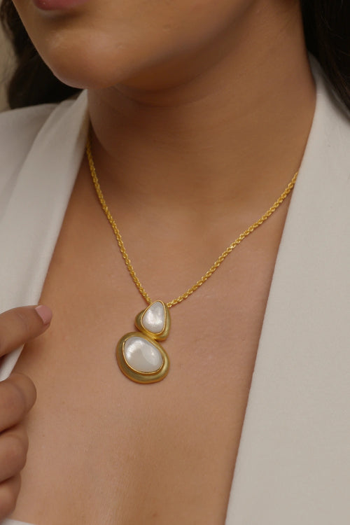 Pristine Poise Pendant Necklace with Pearls