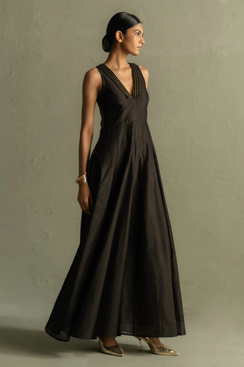 Ojas Collared Dress