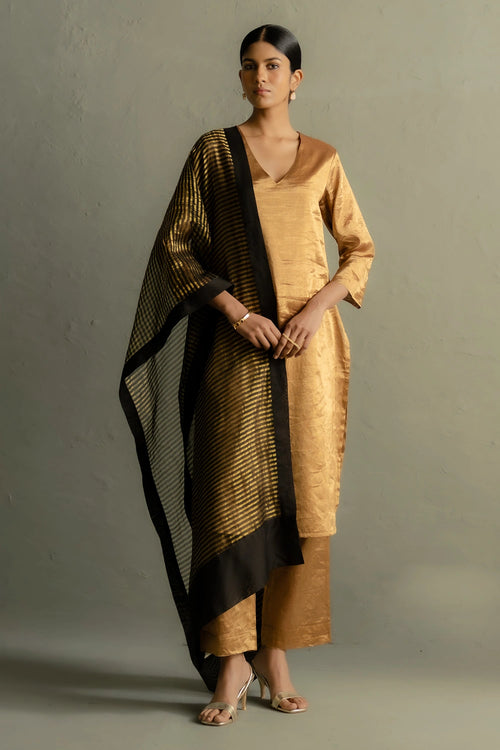 Ojas Gold Tissue Set