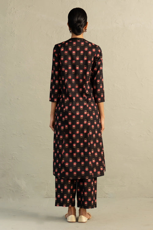 Black Phool Dori V-Neck Kurta Set